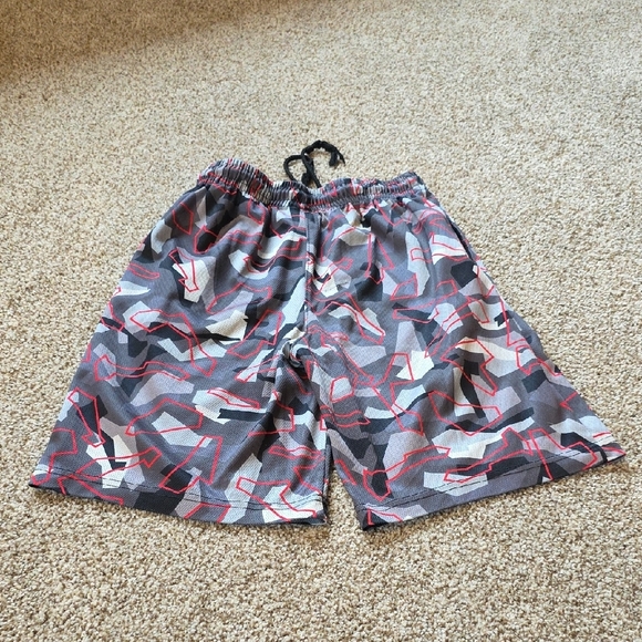 Under Armour and Puma Boys' Clothing Set - Picture 12 of 13